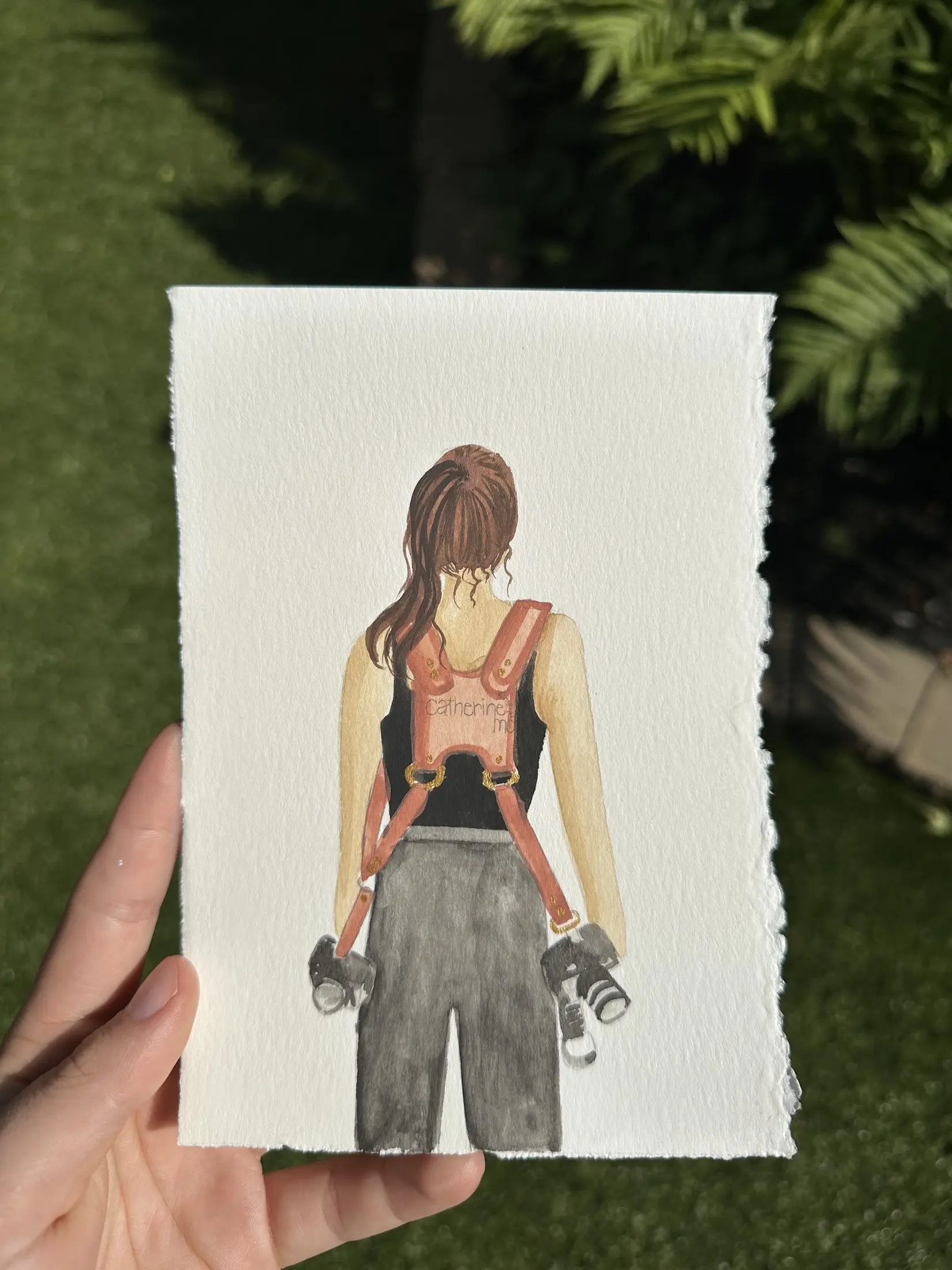 Portrait individuel en tenue noire avec des détails floraux — aquarelle par Gabrielle